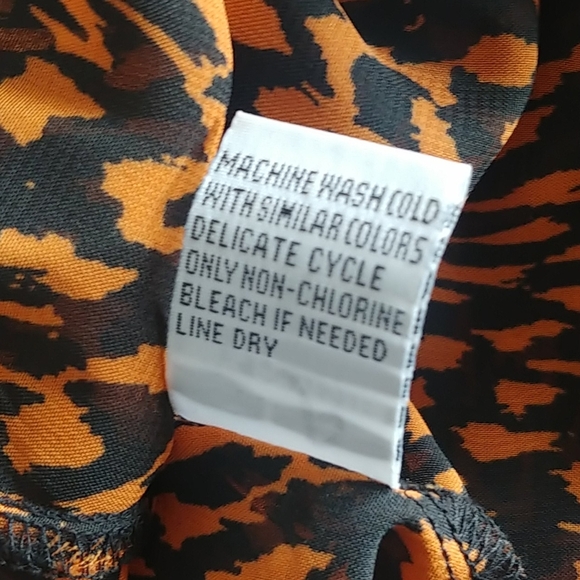 Ali & Kris Sheer Ruffle Tank Top Blouse - Picture 4 of 8